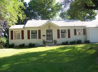 11319 E Highridge Dr, Independence, MO 64052