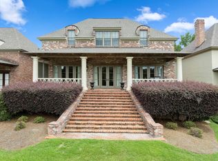 44 Golf Club Rd, Hattiesburg, MS 39402