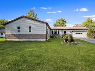 380 E Arnotts Dr, Rensselaer, IN 47978