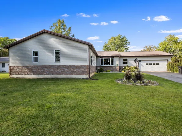 380 E Arnotts Dr, Rensselaer, IN 47978