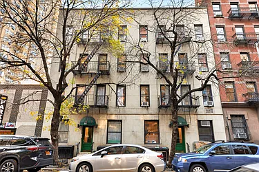 313 East 73rd Street in Lenox Hill