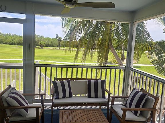 4th image of 105 Golf Club Dr