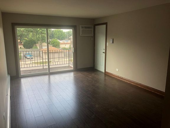 3rd image of 444 E Glenwood Dyer Rd APT 3E