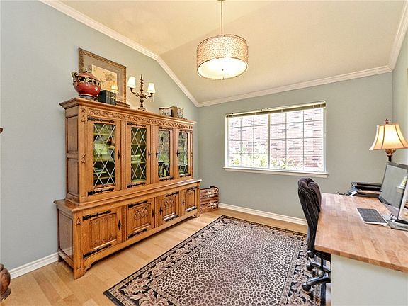 5th image of 11015 Pebble Garden Ln