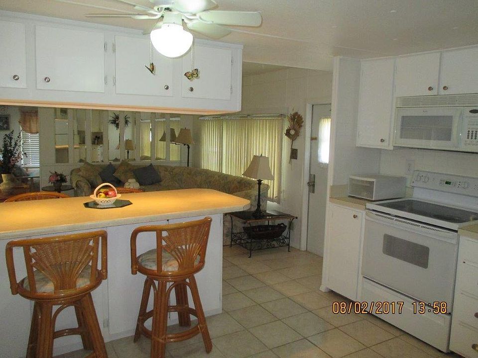 2nd image of 12071 Cypress Dr