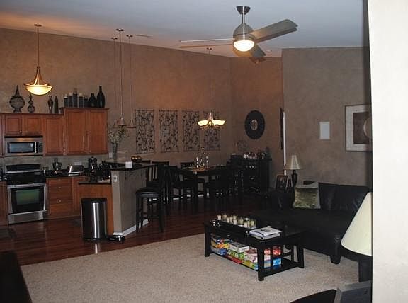 4th image of 3334 55th Ct Unit 127