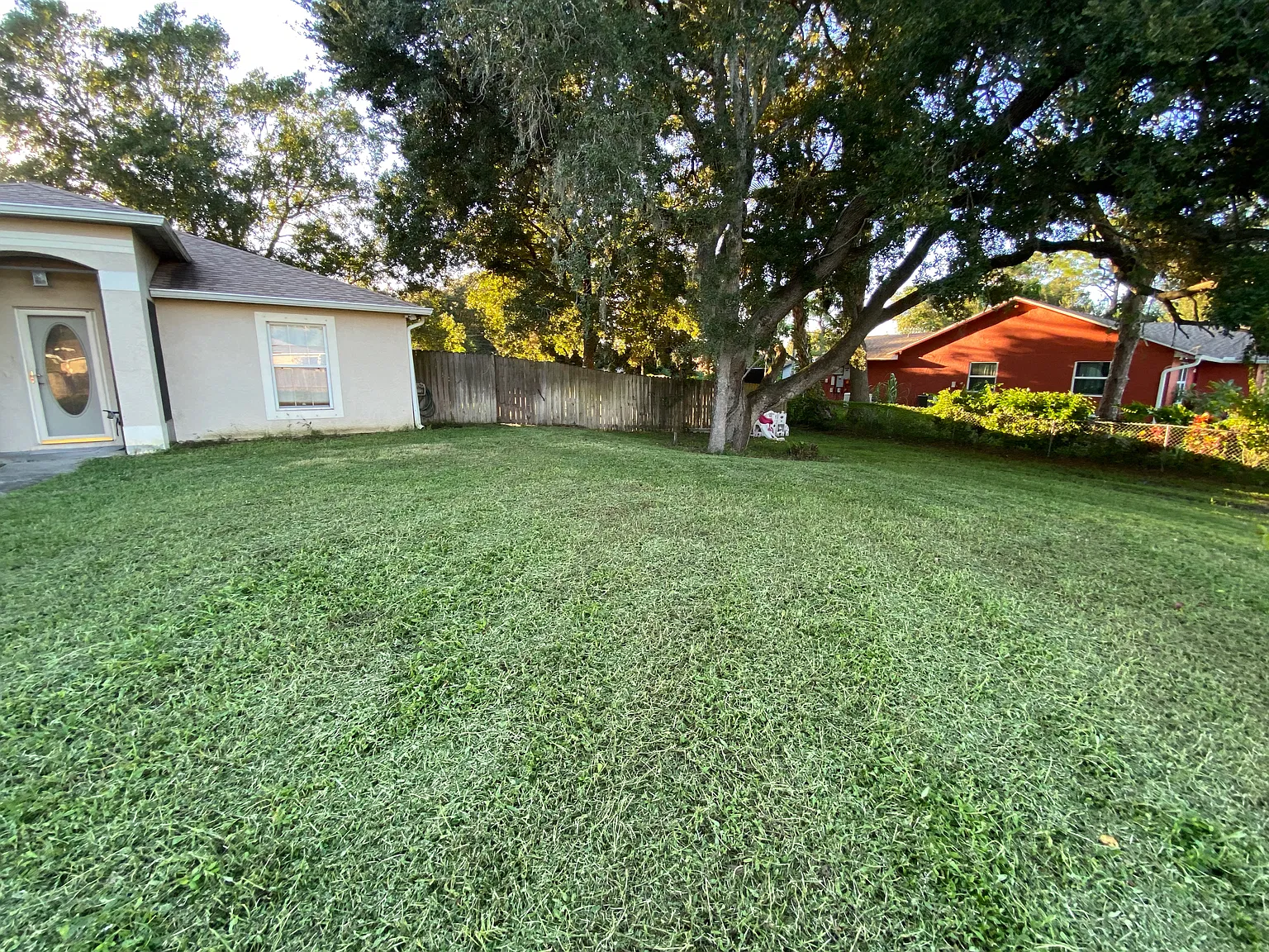 2 bed, $1,600 — Photo 2