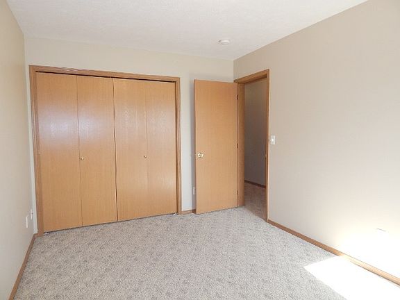 5th image of 1530 W Cleveland Ave