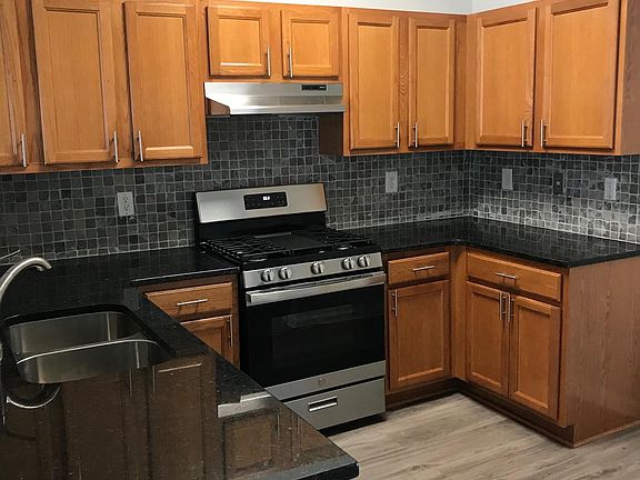 4th image of 1359 Penhurst Dr