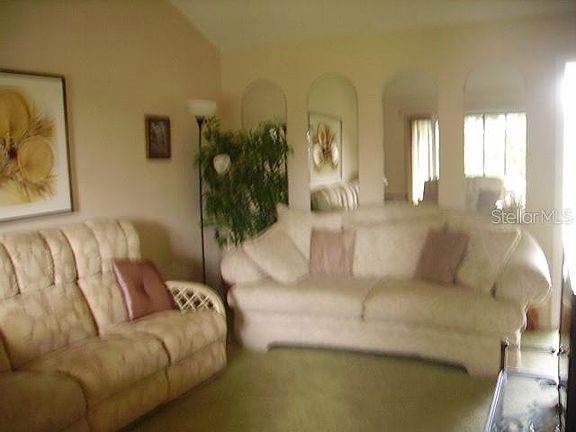 3rd image of 2 Buck Cir #2