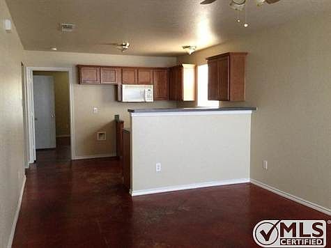 4th image of 8019 Marydean Ave