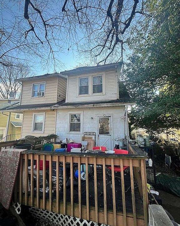 2nd image of 416 Walcott Rd