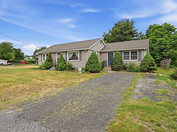 3rd image of 618 Morgan Rd