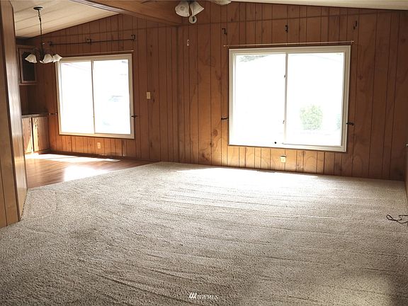 3rd image of 3611 I St NE Unit 69