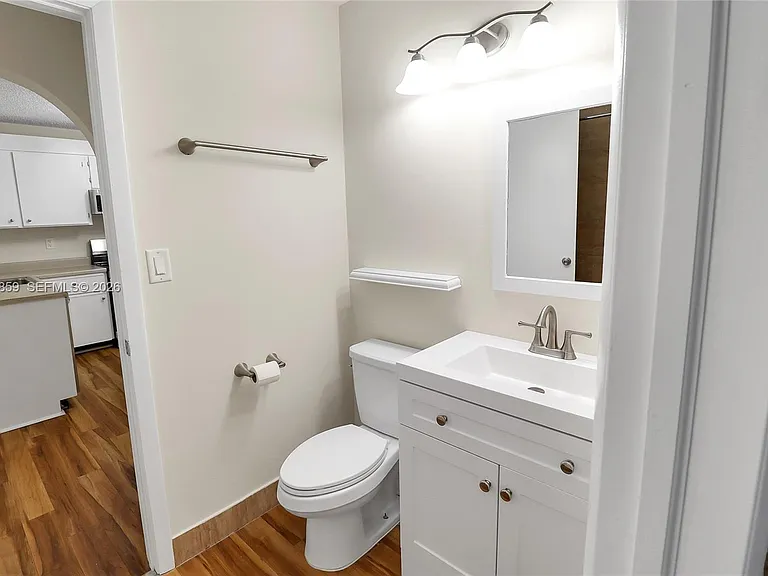 10111 W Sunrise Blvd #303 — Photo 16