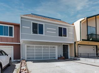 5 Blossom Ct, Daly City, CA