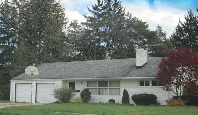 1st image of 335 Girard Dr