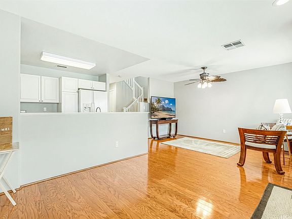 4th image of 91-2021 Kaioli St APT 3302