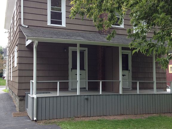 3rd image of 124 Elm St