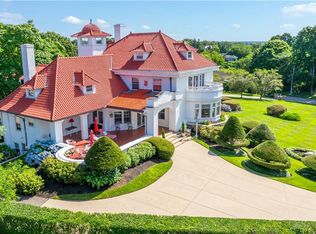 4 Yosemite Valley Rd, Westerly, RI 02891