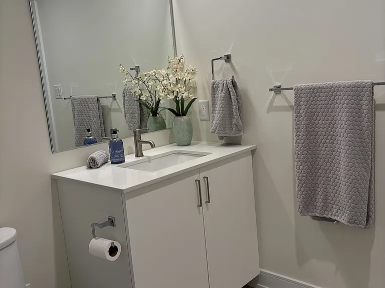 121 Mary St #310 — Photo 11