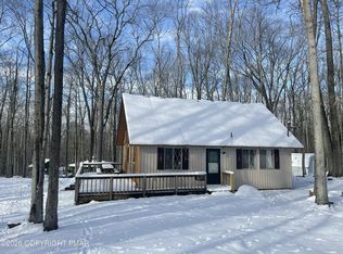 225 Mountain View Dr, Pocono Lake, PA 18347