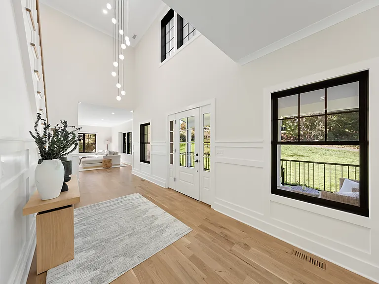 31 Gray Farms Rd — Photo 4