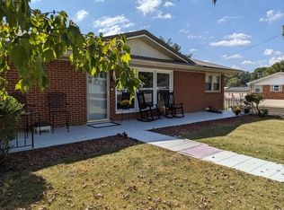 202 Stonebridge Dr, Fayetteville, TN 37334