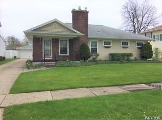 325 Grayton Rd, Tonawanda, NY 14150
