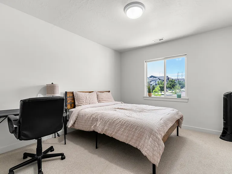 972 W Lucky Clover Dr — Photo 26