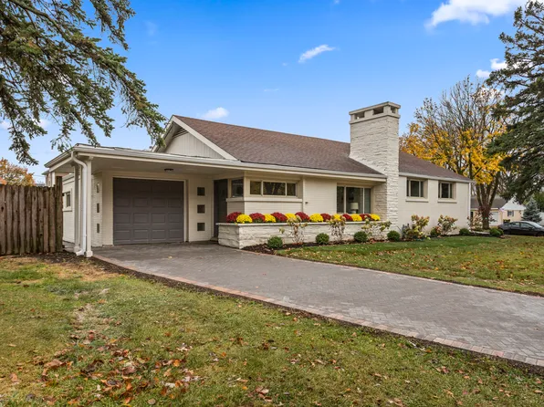 901 S Ashland Ave, La Grange, IL 60525