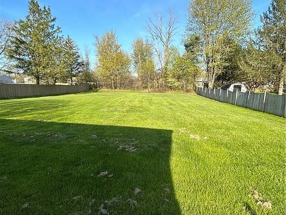 5th image of 8534 Belnor Dr