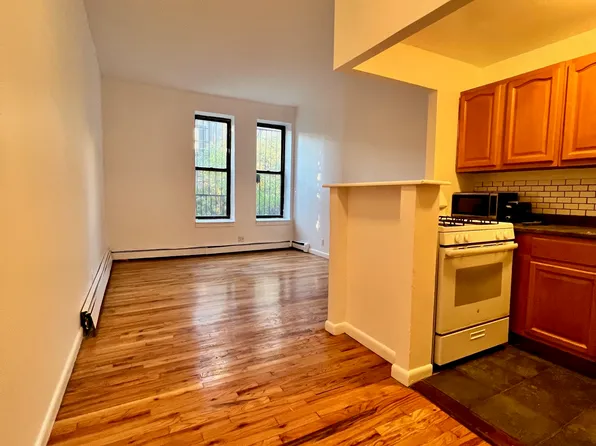 876 Jefferson Ave APT 1R, Brooklyn, NY 11221