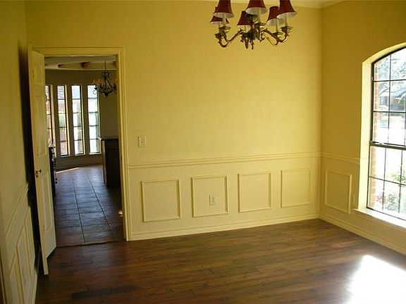 5th image of 2513 La Vida Pl