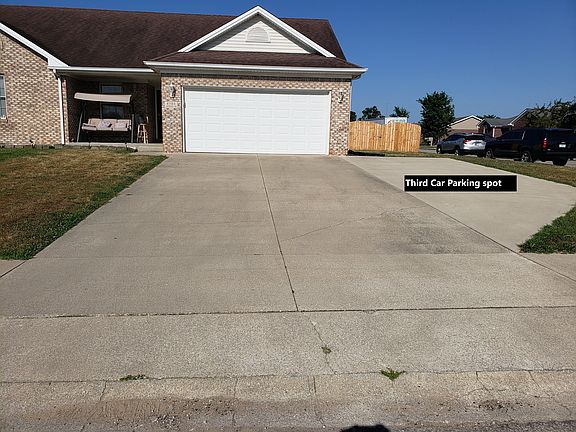 3rd image of 4586 Ashwood Dr
