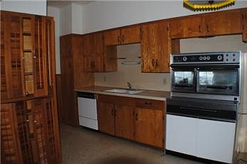 4th image of 1220 6th St