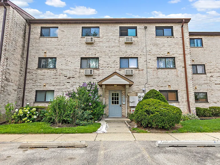 522 E Spruce Dr #1B — Photo 14