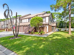 751 Greenwood Manor Cir, Melbourne, FL 32904