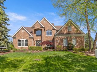 15428 Bay Hill Dr, Northville, MI 48168