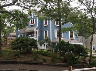 360 Lake Elizabeth Dr, Centerville, MA 02632