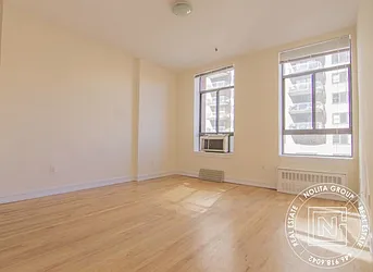Rented by Nolita Group