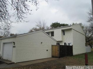 10715 Ilex St NW, Coon Rapids, MN 55448