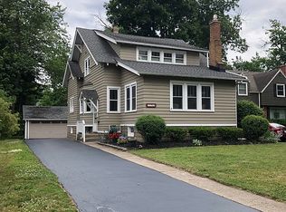 152 Los Robles St, Williamsville, NY 14221