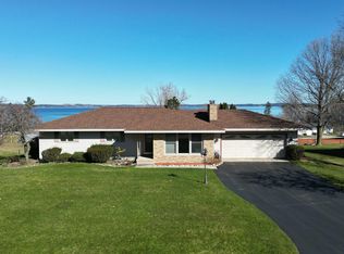 3435 Scenic Hills Dr, Williamsburg, MI 49690