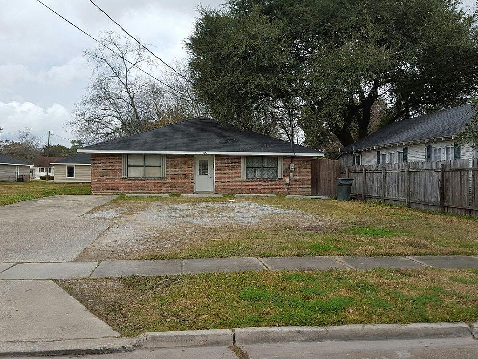 1st image of 609 18th St #3