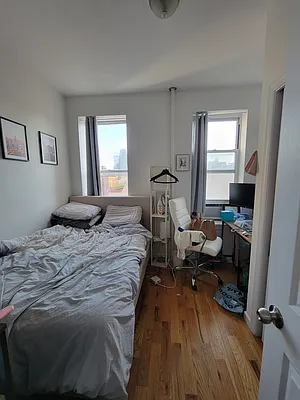 Rented by Avenues Real Estate | media 7