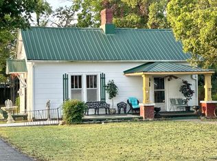 704 Whitthorne St, Shelbyville, TN 37160