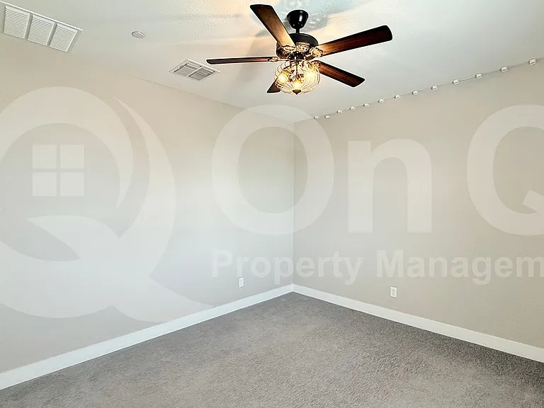 1906 N 140th Dr — Photo 15