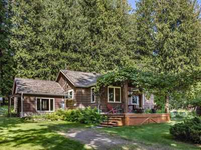 965 Denton Rd, Hope, ID, 83836