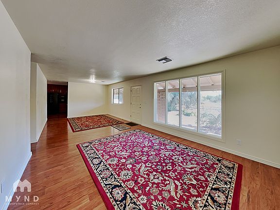 2nd image of 7900 N Leonardo Da Vinci Way